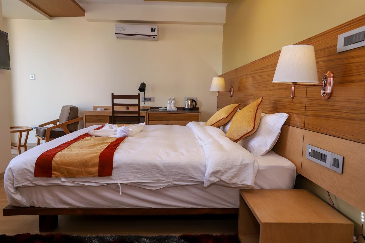 Retro Hotel And Spa Kathmandu Exterior photo